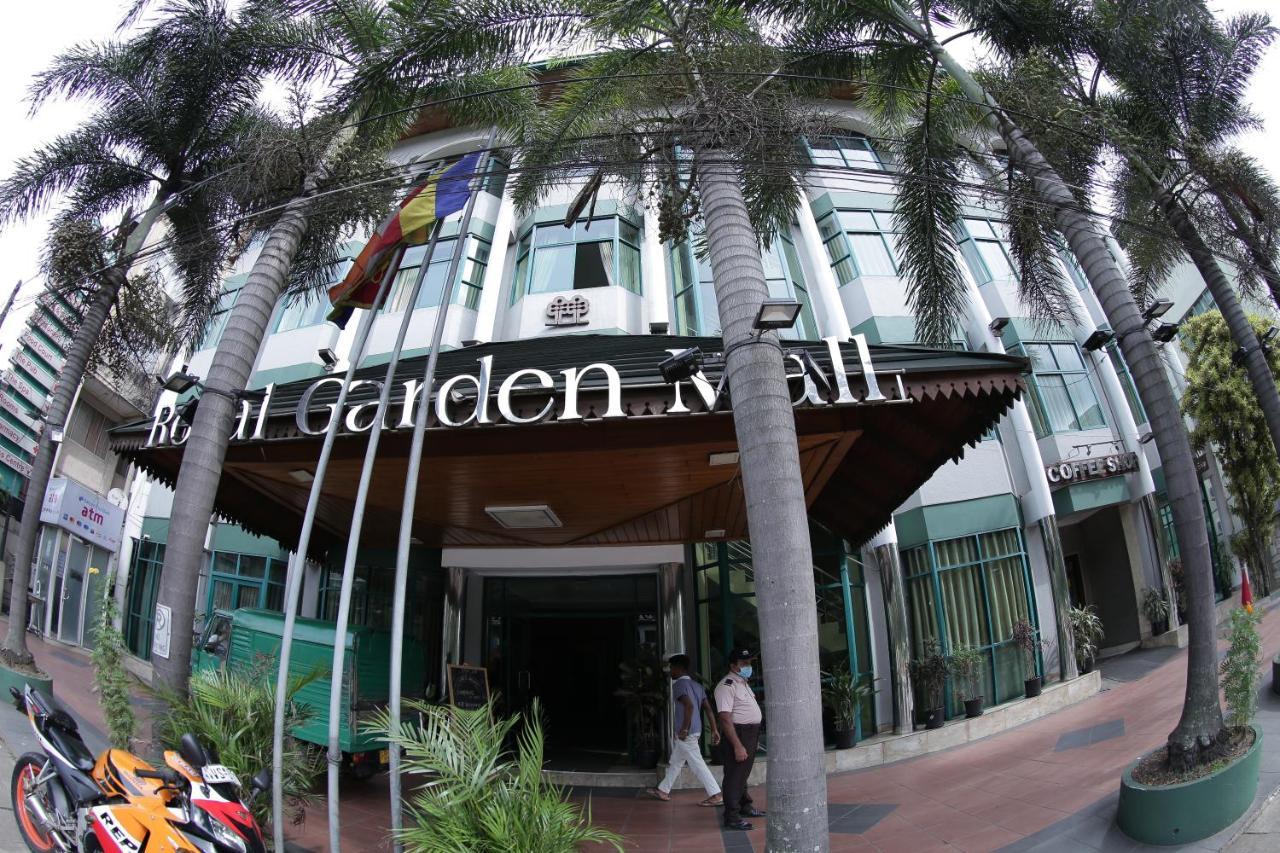 The Royal Mall Kandy Buitenkant foto