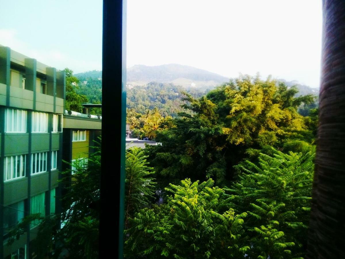 The Royal Mall Kandy Buitenkant foto
