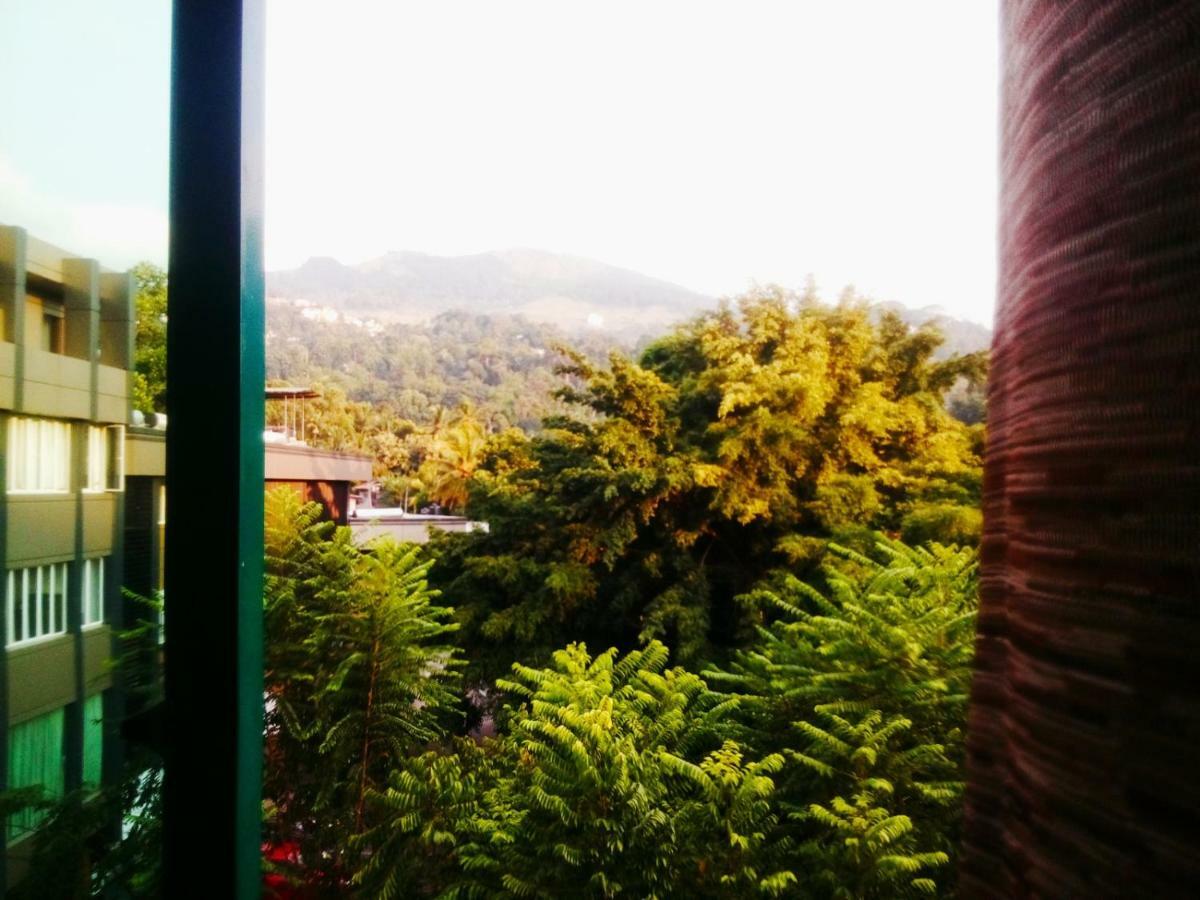 The Royal Mall Kandy Buitenkant foto
